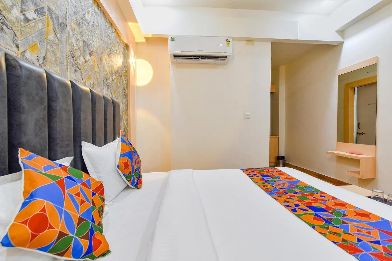 Fabhotel Symphony Grand Ahmedabad Exterior foto