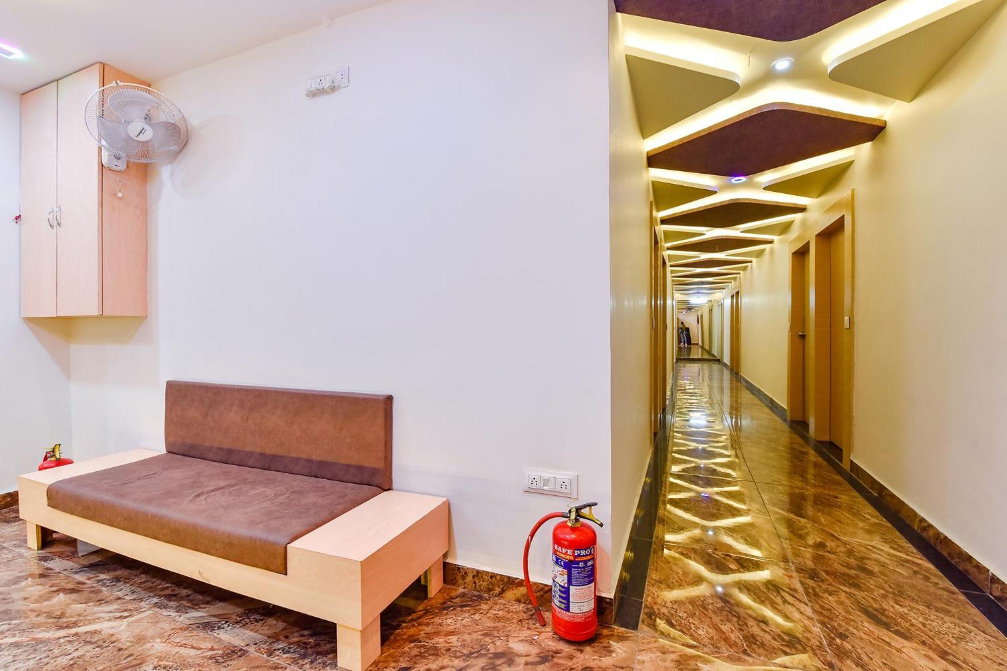 Fabhotel Symphony Grand Ahmedabad Exterior foto